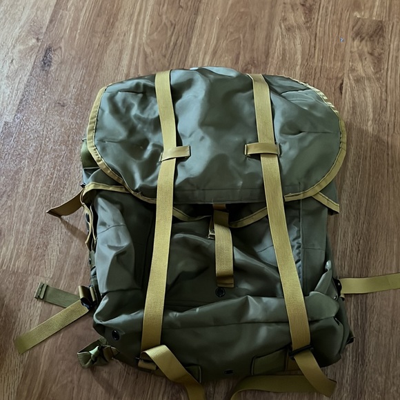 Classic A.L.I.C.E. Military Pack backpack - Picture 2 of 12